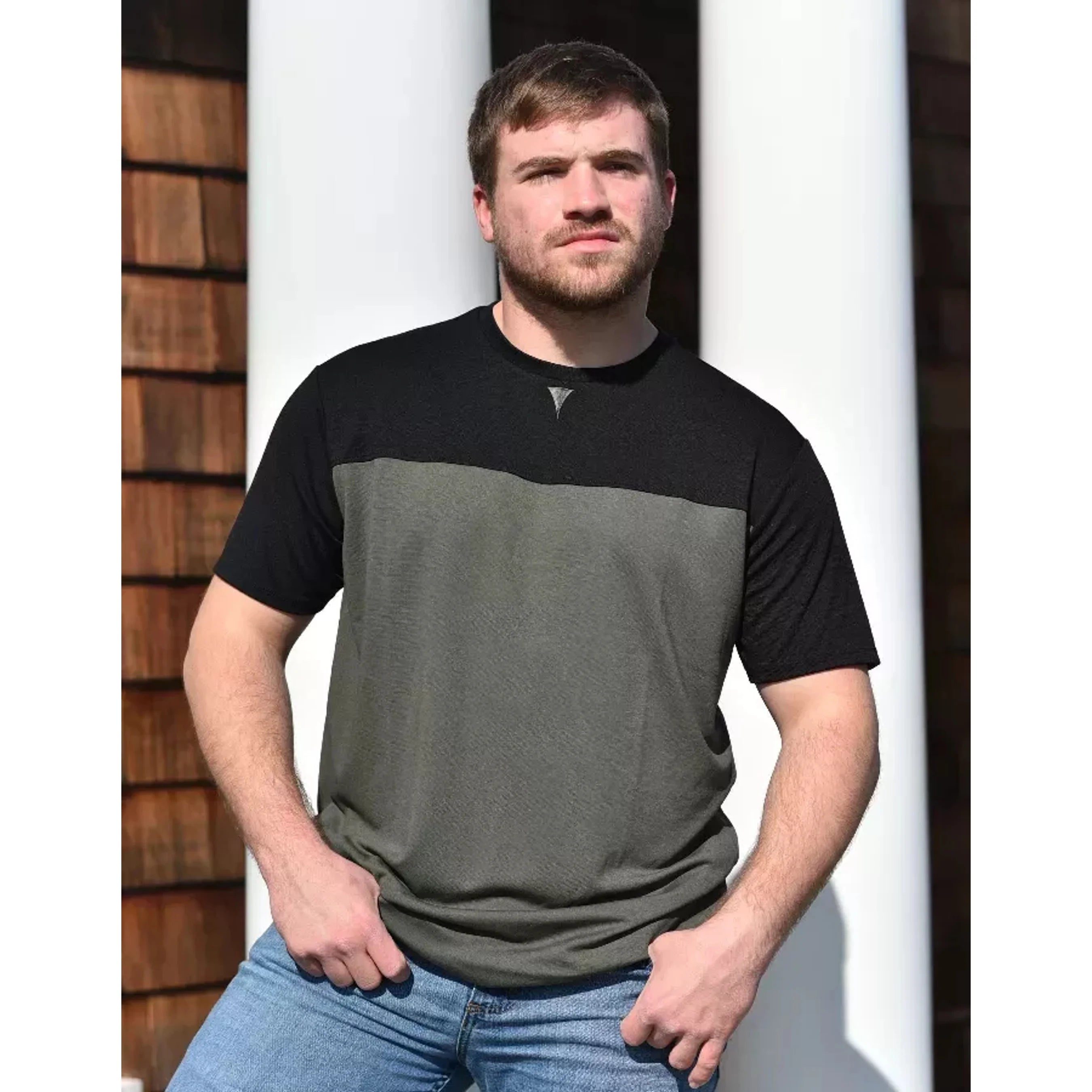 Men's Short Sleeve Crew Collar Shirt TD Product