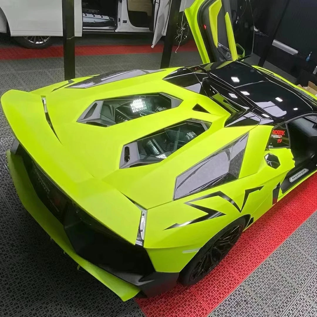 Matte Fluorescent Green Luxury 7.5mil Color Changing Vinyl Film Automotive Body Coverage-Full Vehicle Customization Wrap 90%