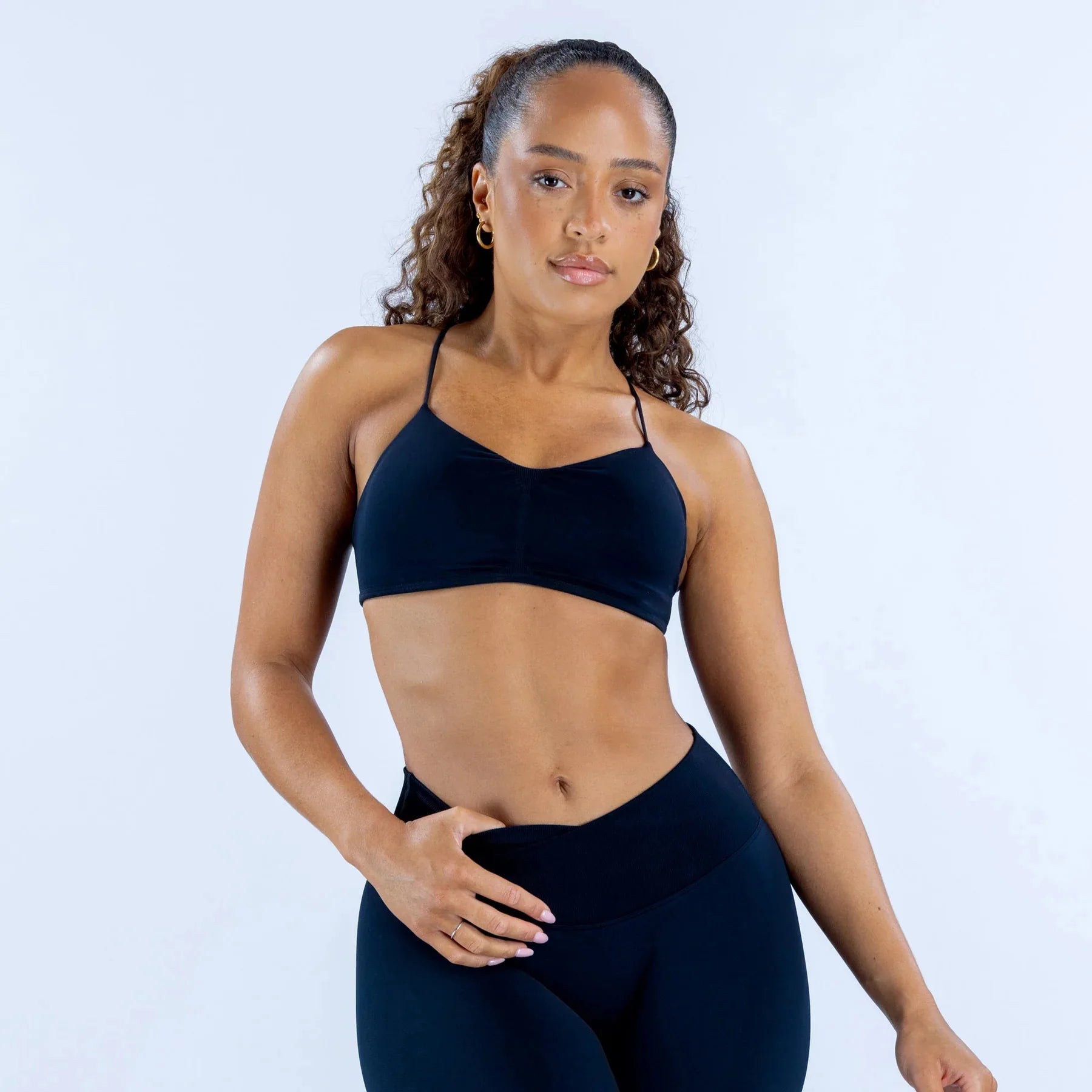 YIYI Fashion Seamless 4pcs Workout Sets for Women Cross Waist Comfortable Yoga Fitness Sets Quick Dry Gym Wears for Ladies